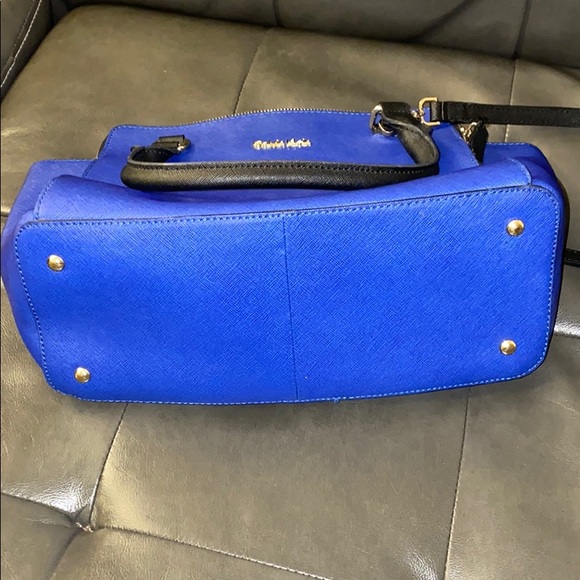 Blue Calvin Klein handbag - Picture 4 of 5
